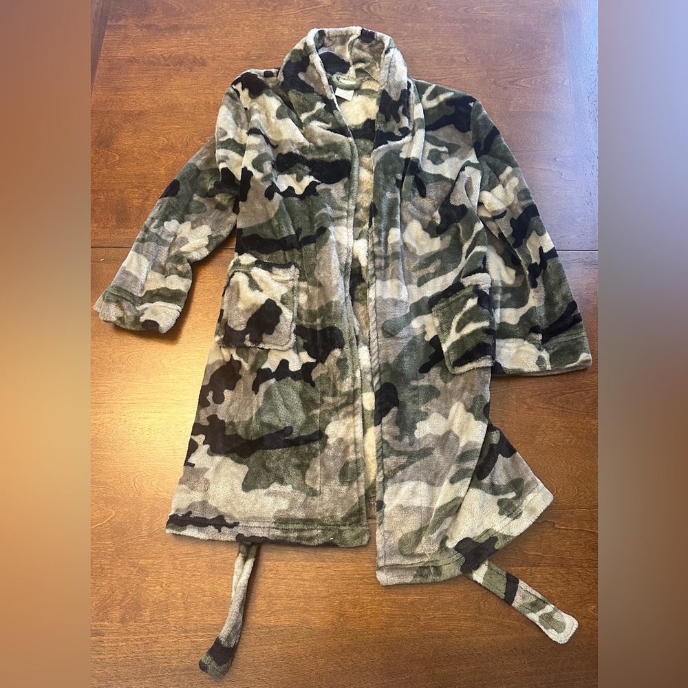 Faded Glory Camouflage Kids Bathrobe